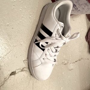 Size 7 adidas shoes